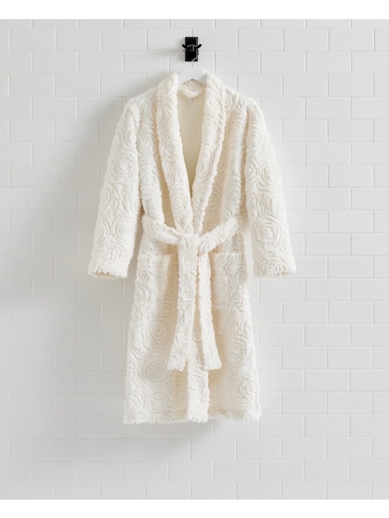 Pottery Barn Other - Pottery Barn Cream Plush Swirl-Textured Shawl Collar Robe